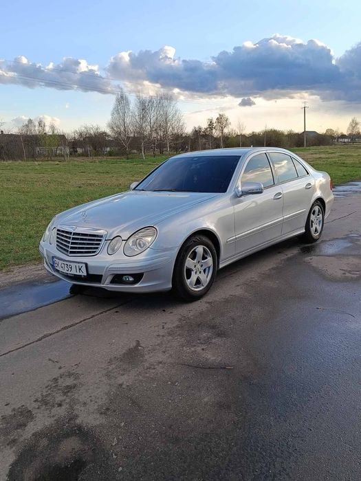 Продам мерседес W211 2.2CDI