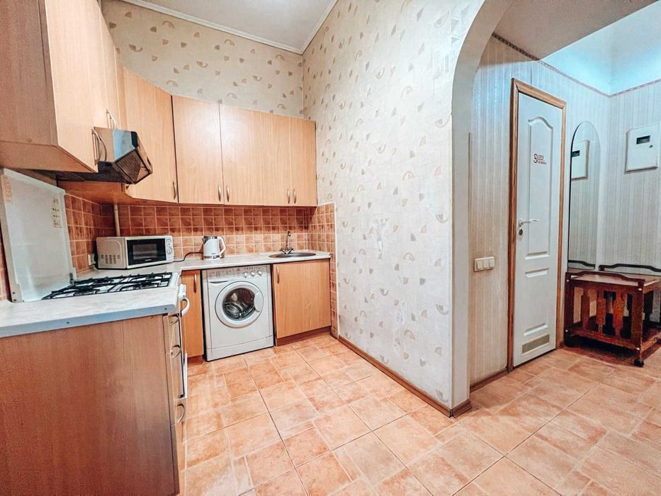 1к метро Театральна Костельна 9 Квартира Подобово Звітні Документи