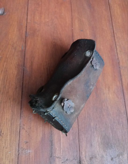 Przedwojenna Zabytkowa Narzędziówka Rowerowa