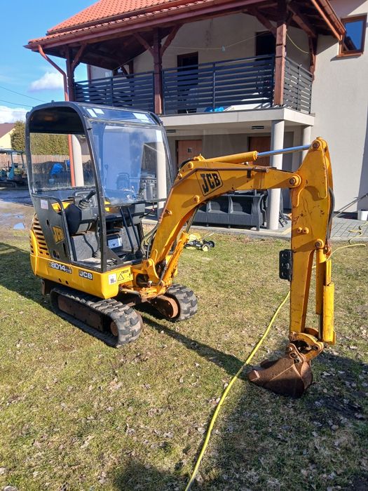 Minikoparka jcb801