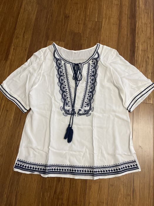 Вишиванка жіноча