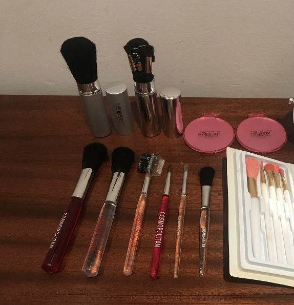 Conjunto Manicure e Maquilhagem (Lancome, L’Oreal, Bourjois, Nivea)