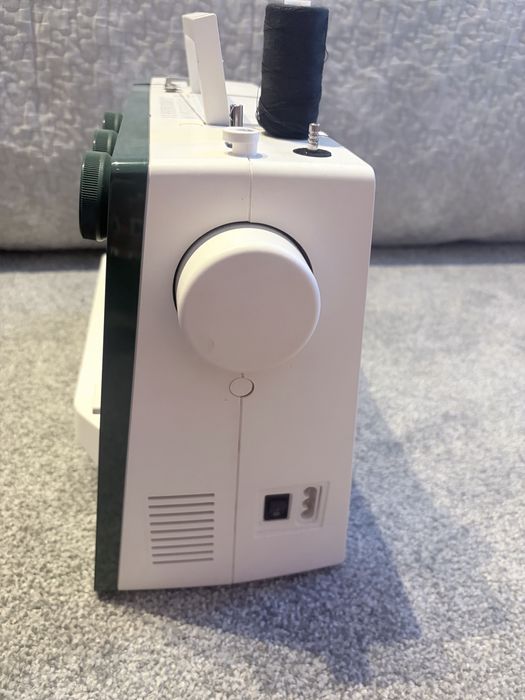 Maszyna do szycia JANOME 1522 GN