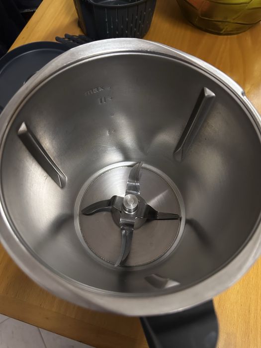 Bimby Tm5 como nova - com muitos acessórios