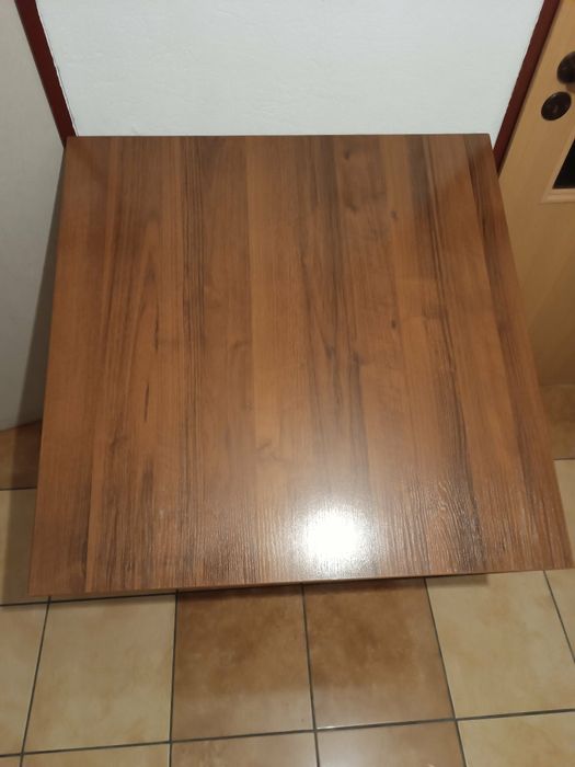 Stoły do lokalu gastronomicznego