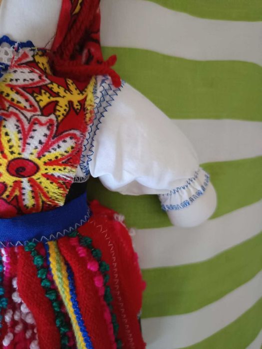 Boneca em trapo, vestida à Vianeza