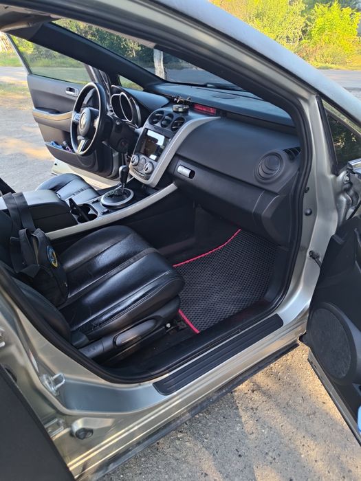 Продам Mazda cx7