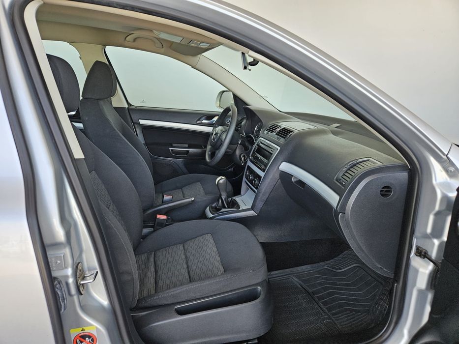 SKODA OCTAVIA BREAK 1.6 TDI GREENLINE TECH