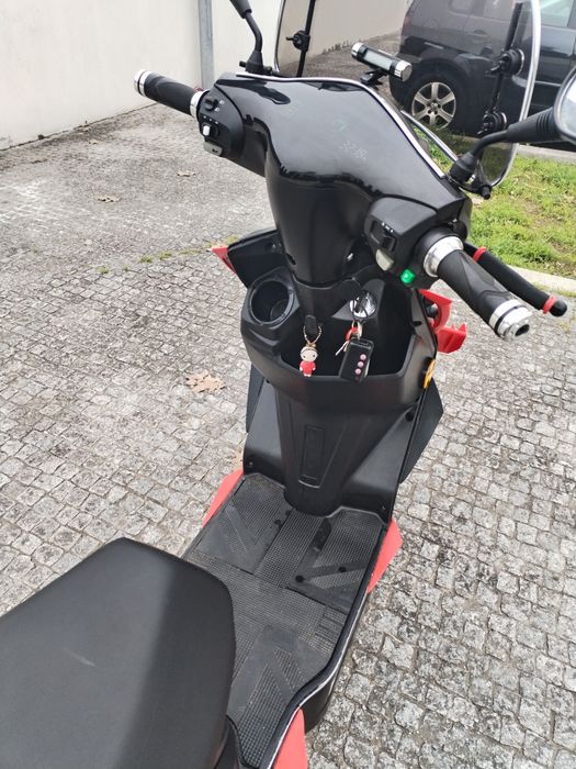 Scooter Elétrica Neovolt Runner, modelo 2024