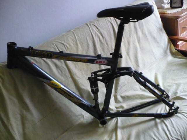 Rama rowerowa Full z damperem +suport