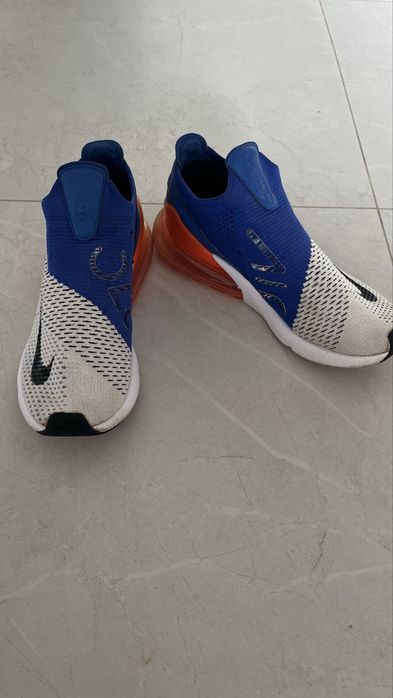 Кросівки Nike Air Max 270