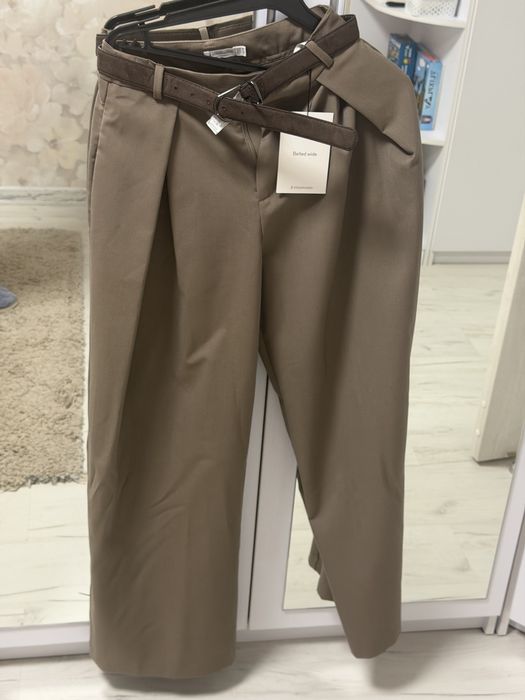 Штани Stradivarius