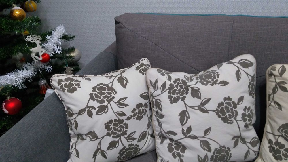 Интерьерные подушки Country Corner  на диван, кресло