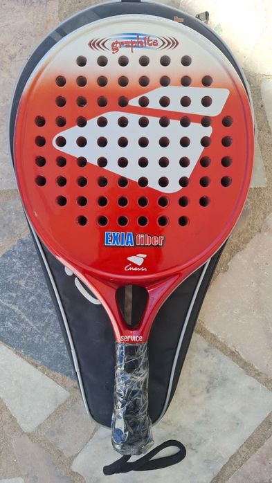 Raquete de padel com capa