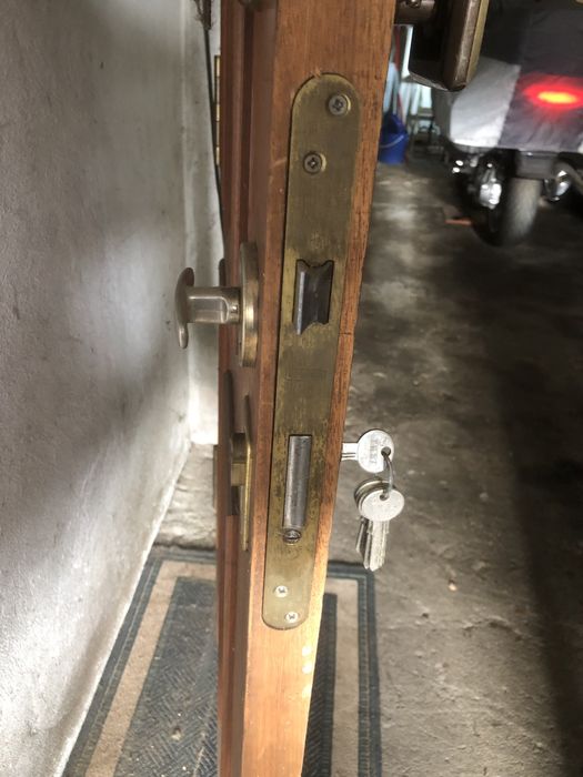 Porta Madeira com ferragem