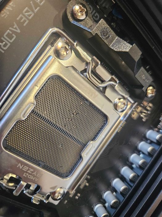 Gigabyte Aorus 870E Elite Wifi