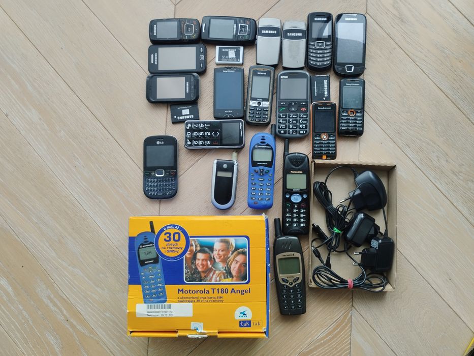 Zestaw 3310 telefonów NOKIA 6310 retro 6610 vintage Samsung Ericssoon