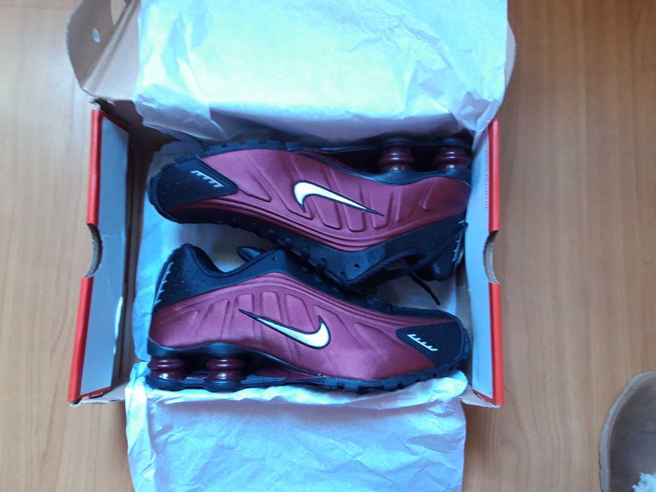 Tenis Nike Shox R4 Bordeaux/Pretos 41 ( VINTAGE/UNICOS) Novos