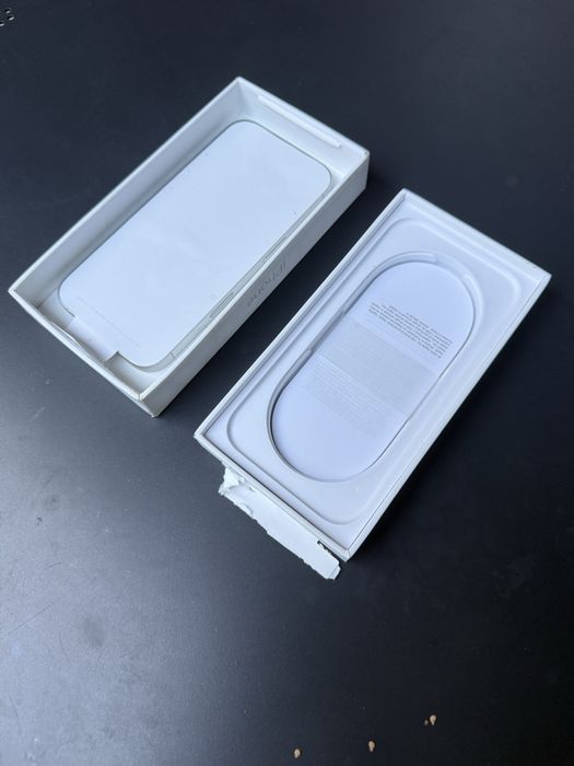 Iphone 16 Biały 128GB bez ładowarki