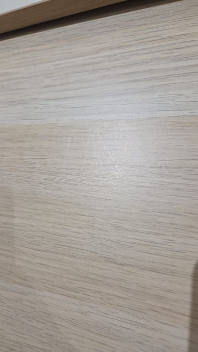 Secretária Madeira e Branca