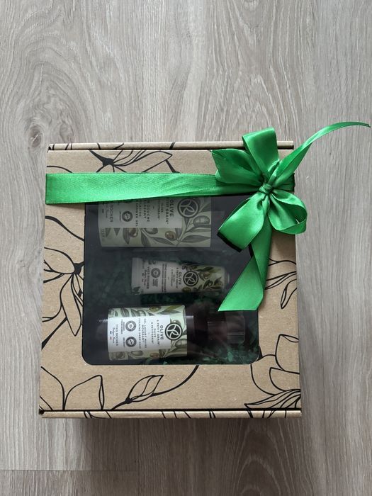 Zestaw prezentowy Yves Rocher oliwka