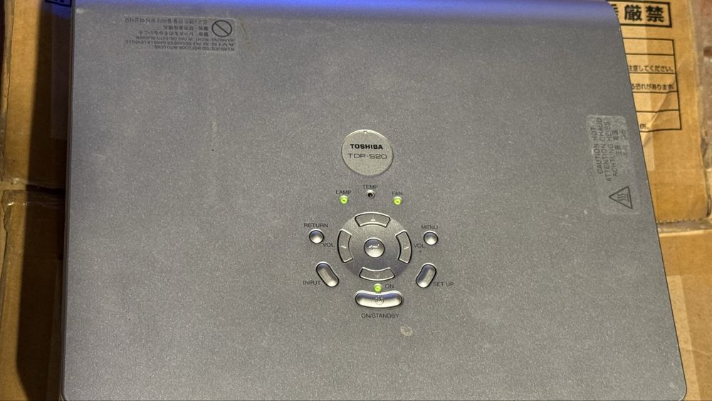 Projector Toshiba TDP-S20