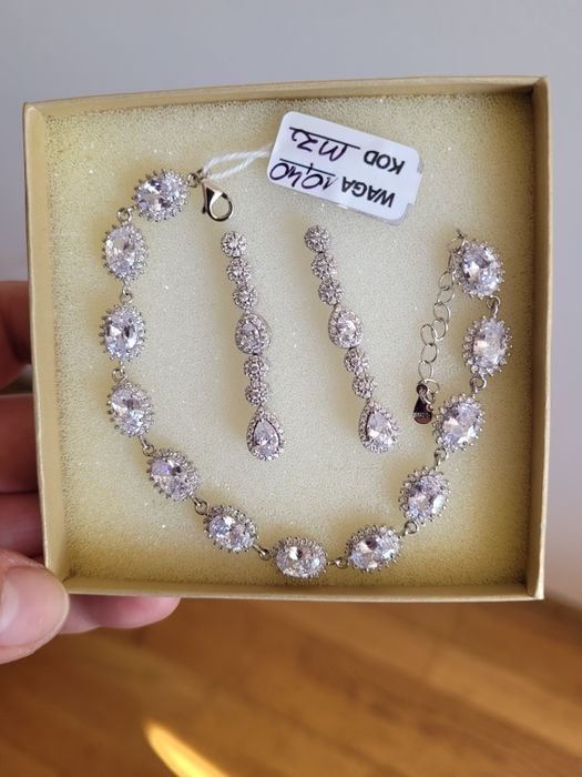 Nowy komplet ślubny