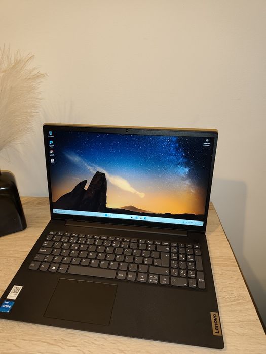 Lenovo V15 G3 IAP i5/8GB/256GB