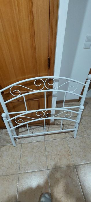 Cama de solteiro