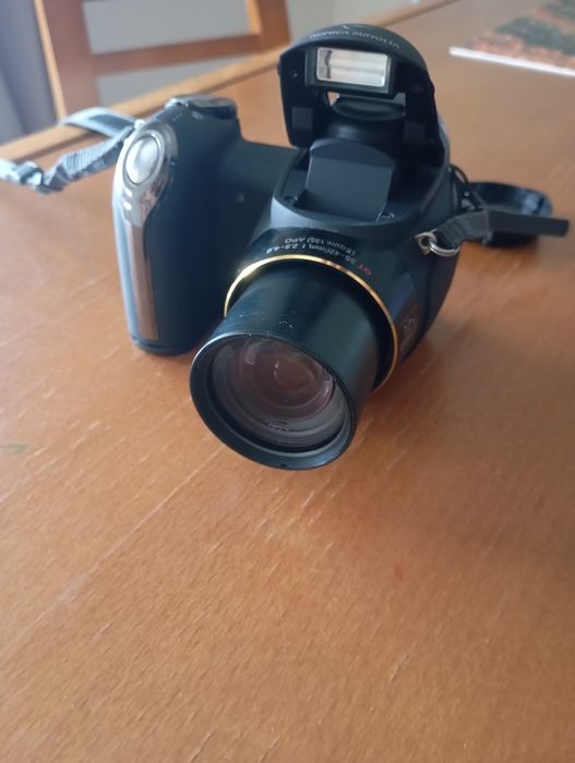 Vendo Maquina fotográfica Konica minolta dimage Z6