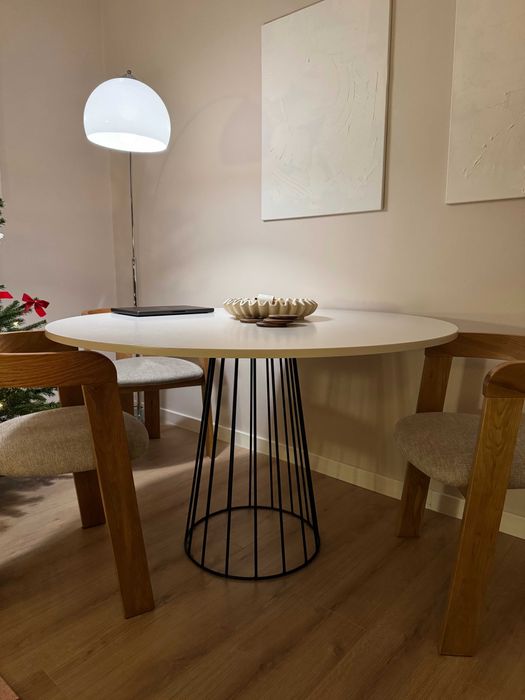 Stół okrągły biały jadalnia salon design, loft