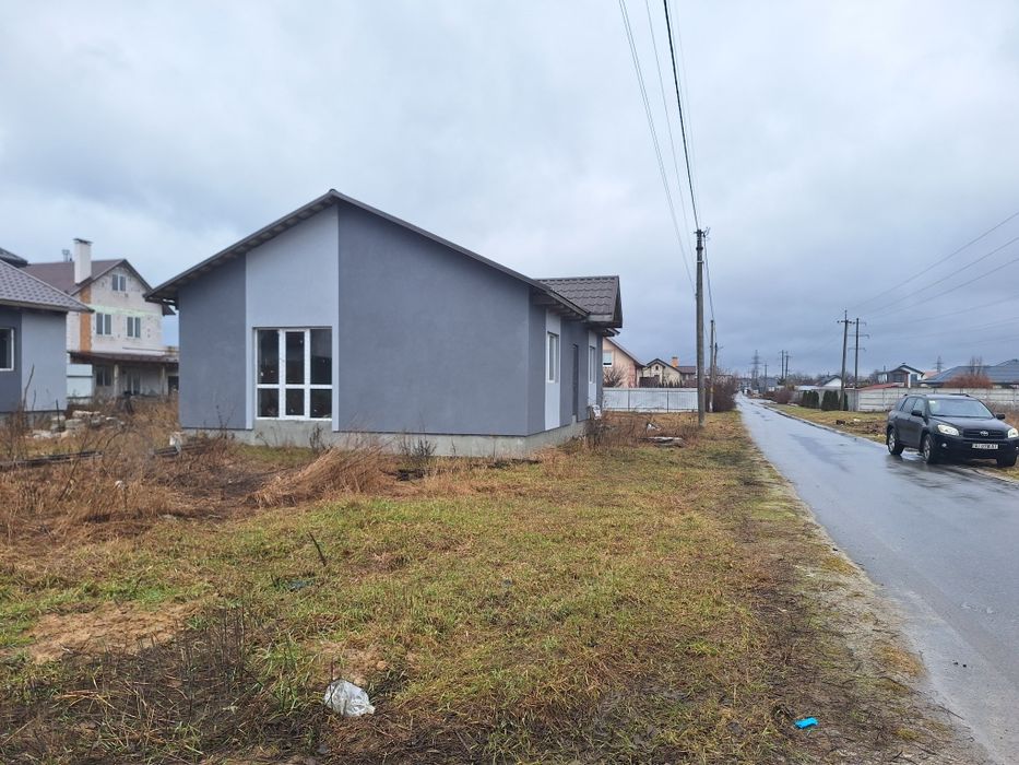 Будинок 80 м + 4 сотки +10 кВт Е ЕНЕРГІЇ  у Щасливому на Молодіжній