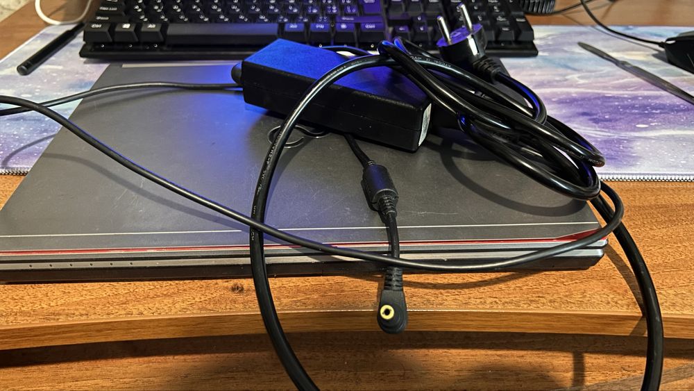 Ноутбук Fujitsu e734