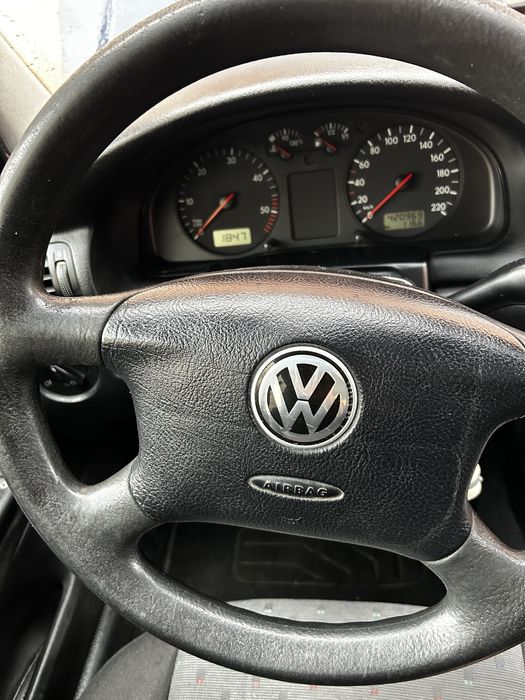 VW Passat Variant 1.9 TDI 110cv – 1998