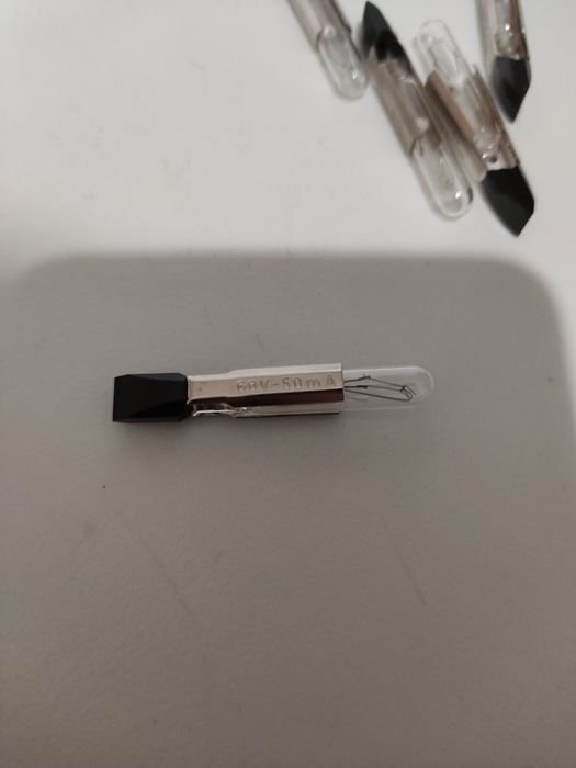 Żarówka telefoniczna sygnalizacyjna PRL