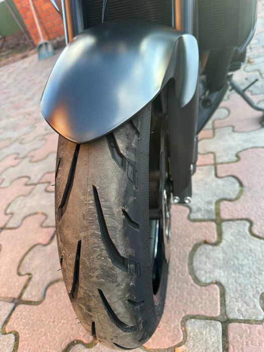 Suzuki GSX s 750