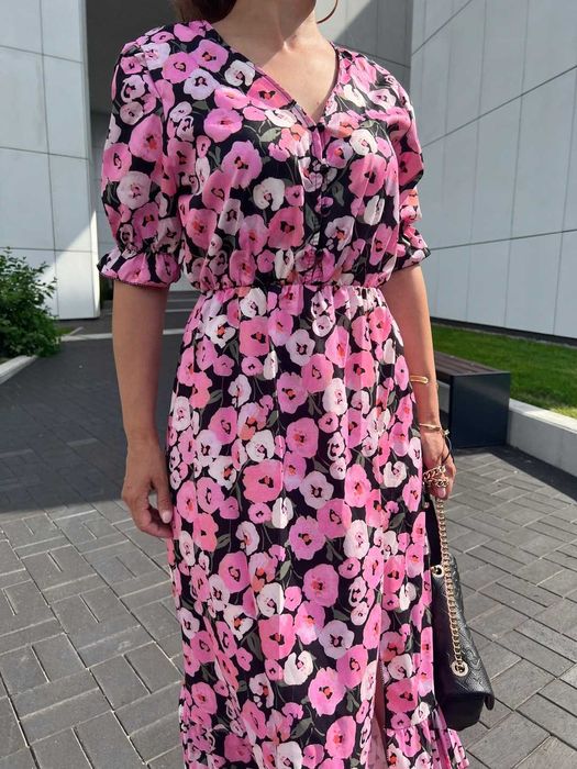 NOWA sukienka damska w kwiaty z rozcięciem z boku R. Uniwersalny