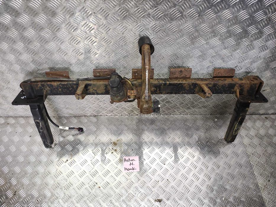 hak holowniczy astra H kombi