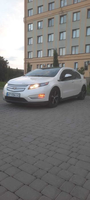 продам Chevrolet Volt