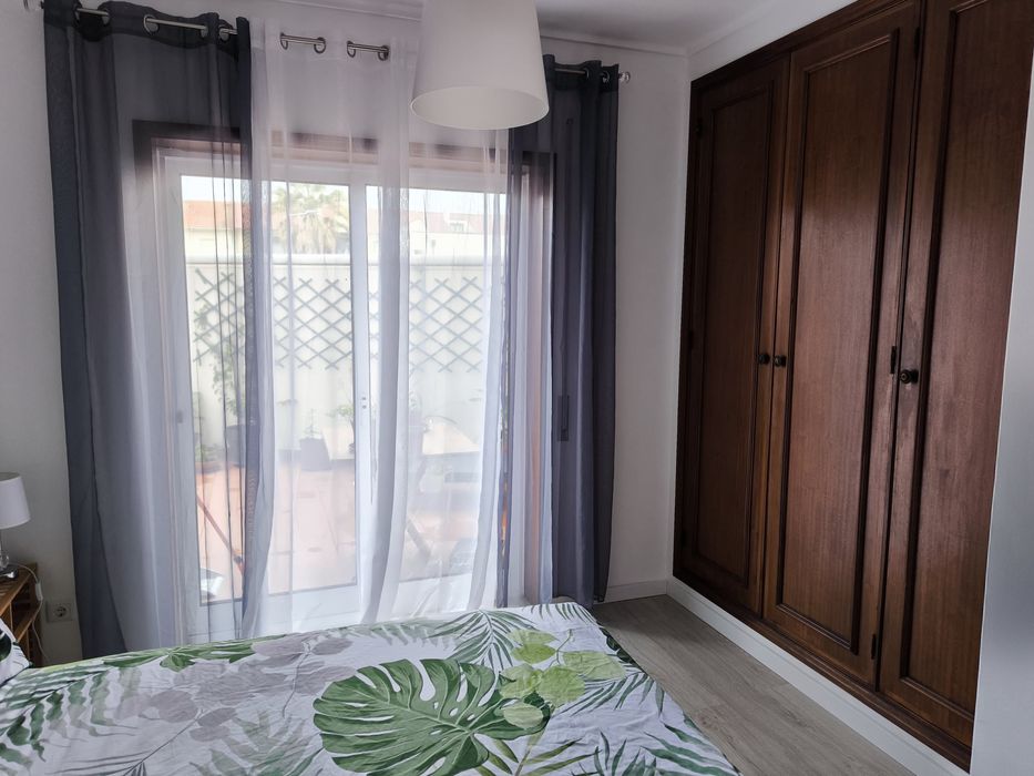 Quarto Aveiro perto da estacao