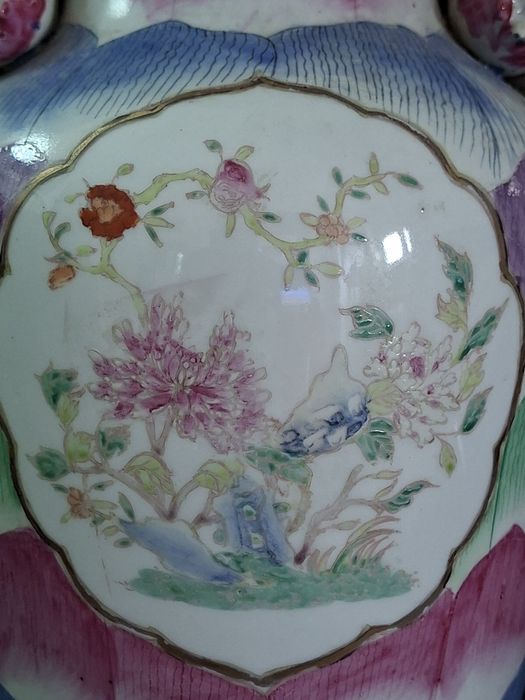 Jarra antiga chinesa família rosa