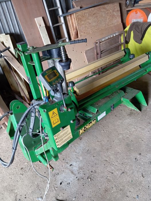 Plastificadora de fardos pequenos para feno-cilagem