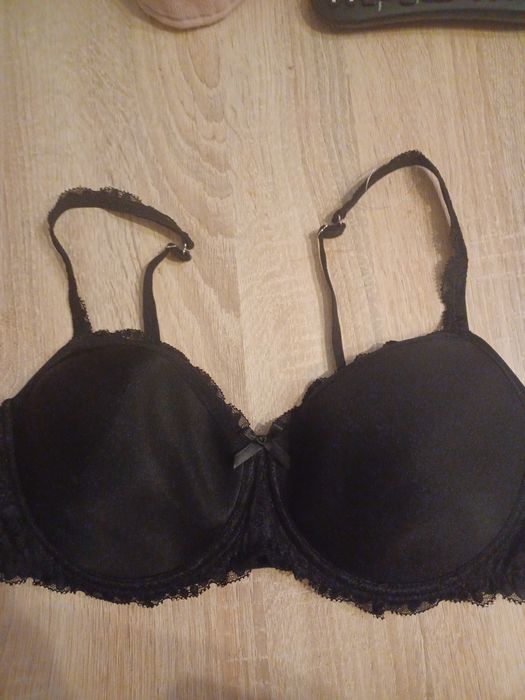 Nowy biustonosz rozmiar 80B