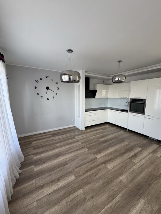 Piękne 4 pokoje | 72 m² | Taras | Klimatyzacja | 2 piętro | Bezpośrednio