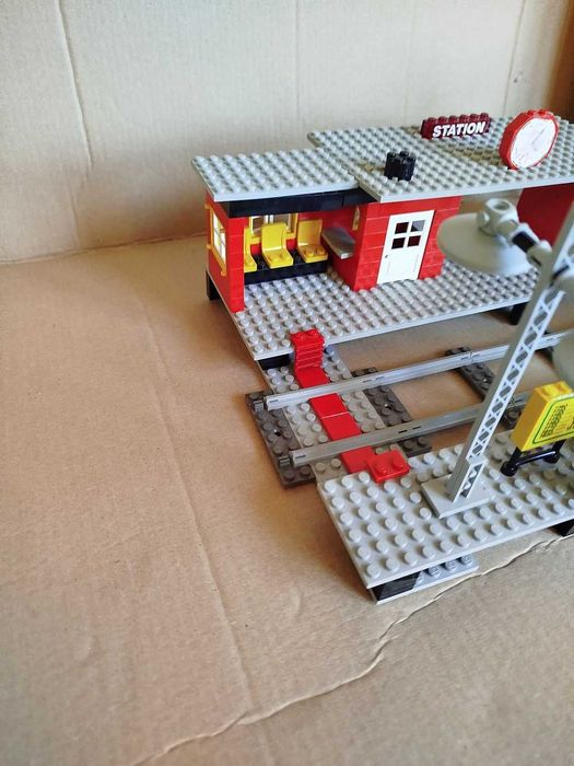Lego 7822 Railway Station