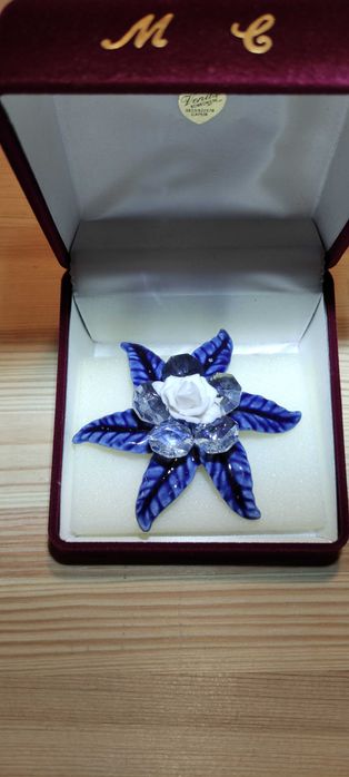 Вінтажна Порцелянова квітка