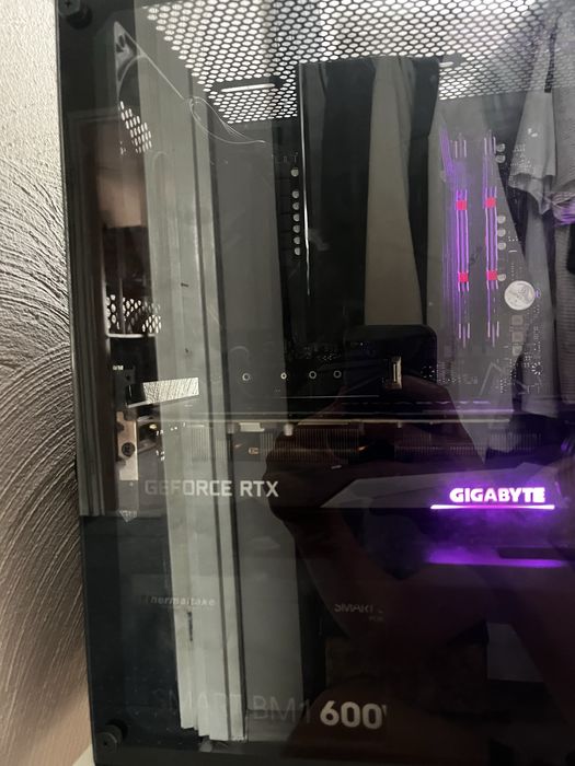 Komputer stacjonarny gamingowy-ryzen 5 5600/rtx 3070/16 GB/SSD NVMe