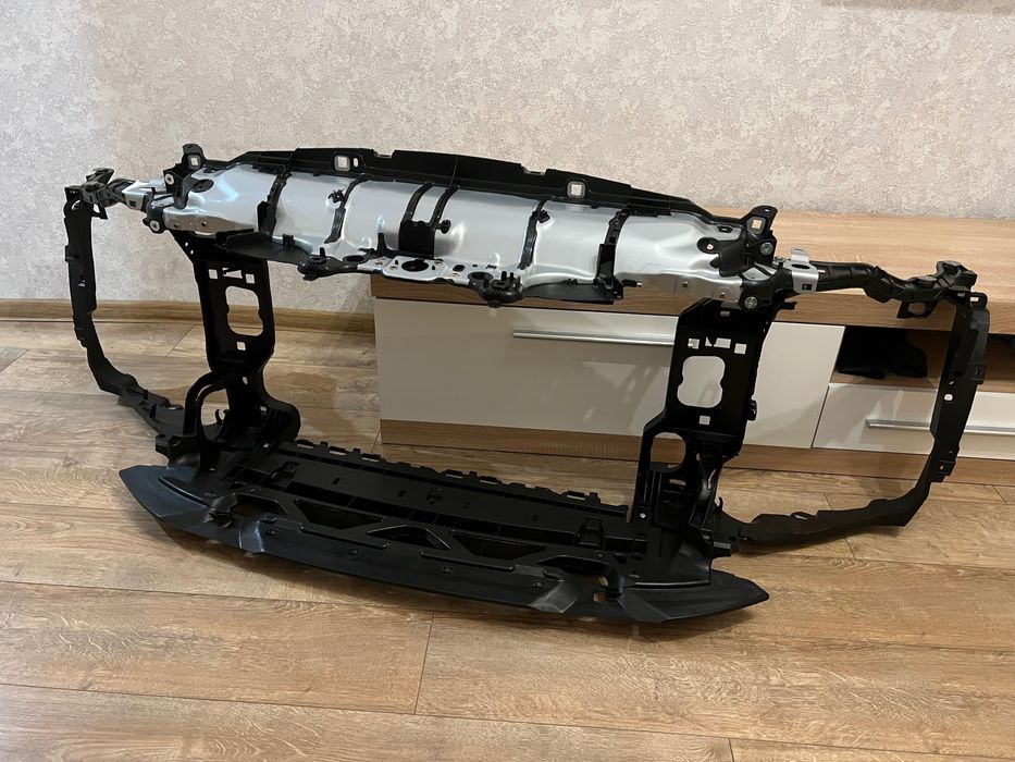 Панель радіаторів Porsche Macan 2.0 2022-2025 років