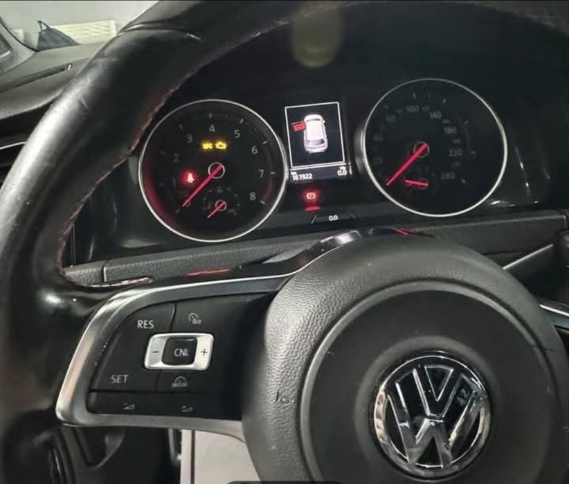 Golf gti impecável