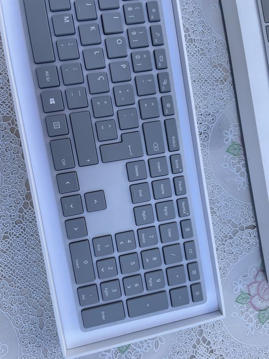 Teclado Microsoft Surface Keyboard